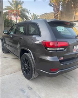 جيب جراند شيروكي